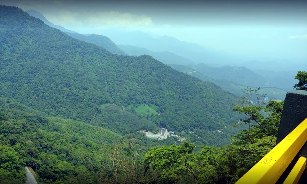 Lakkidi Ghat Pass & View Point